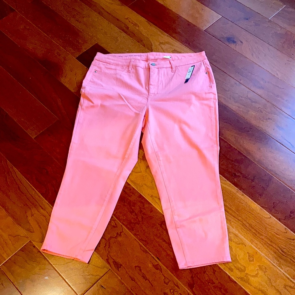 Talbots Salmon pink Capri pants